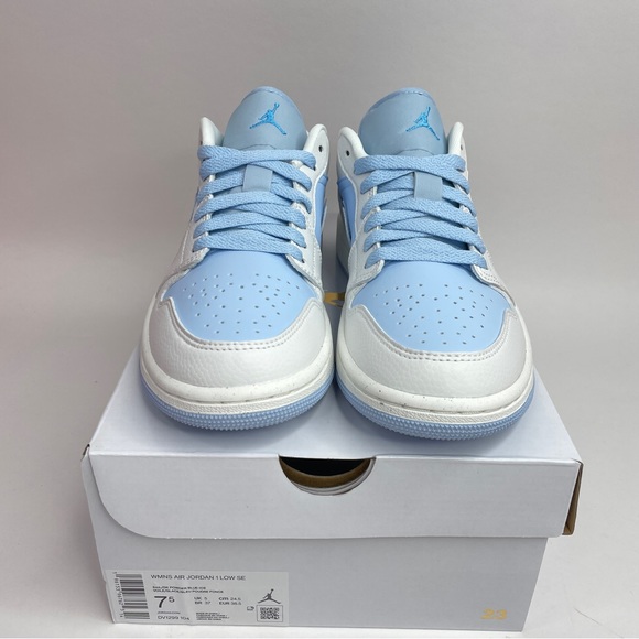 Nike Air Jordan 1 Retro Low WMNS “Ice Blue/Powder Blue” 2023 - Picture 2 of 4